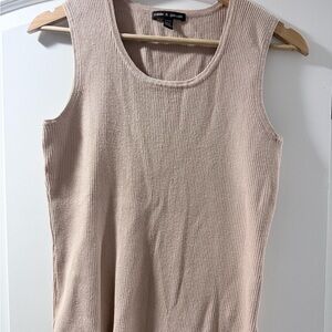 Cable & Gauge Women's Light Beige Ribbed Tank Top